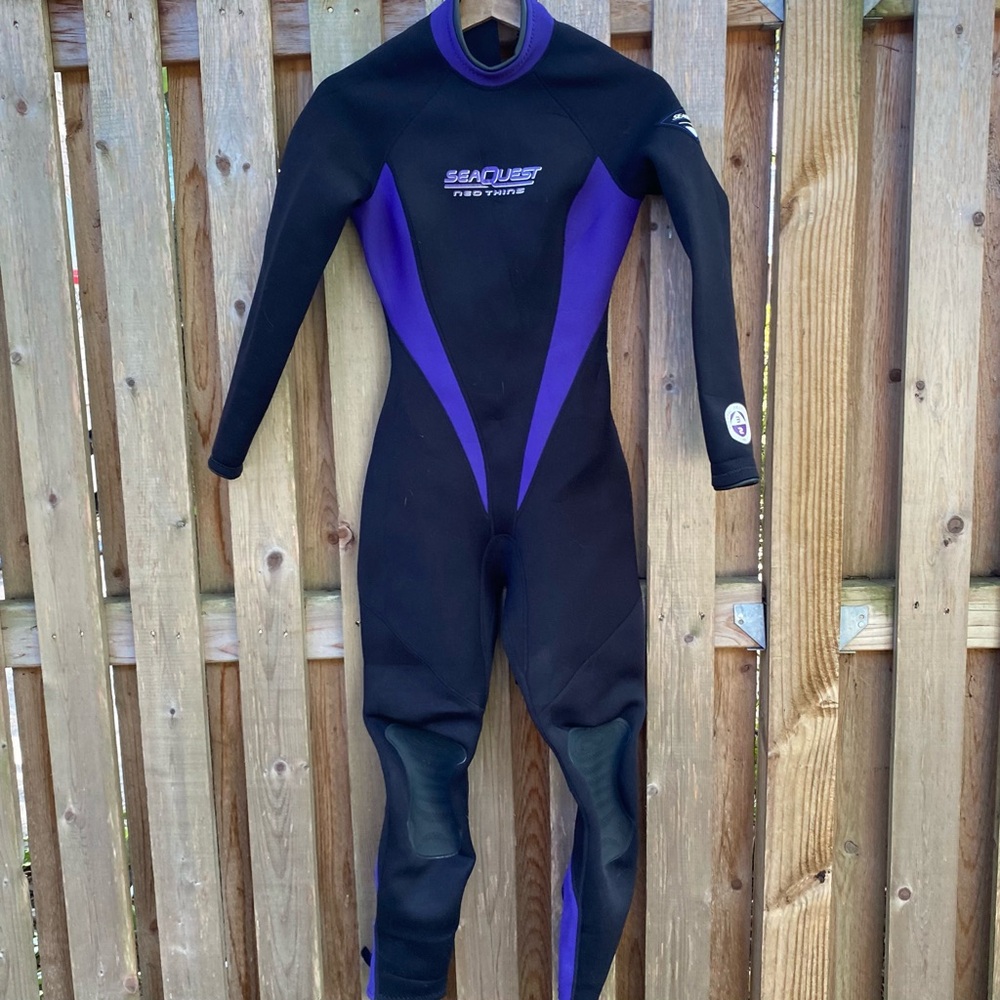 Seaquest Neothins Women’s Wetsuit Size 5-6